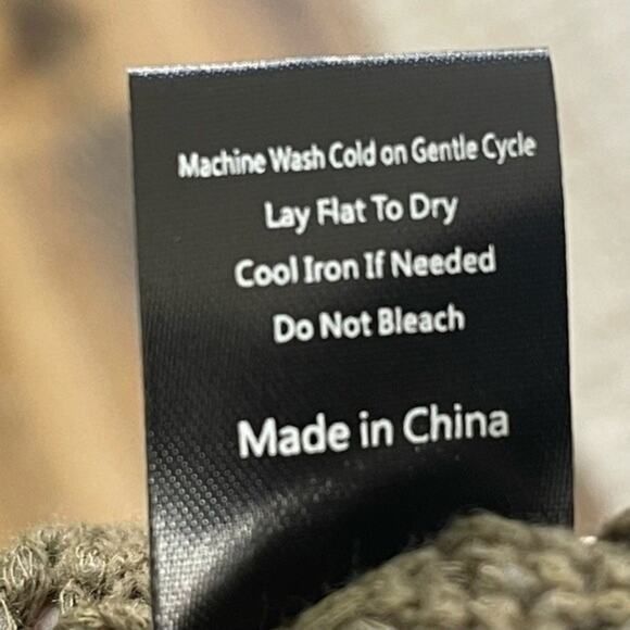 POL Loose Knit Color Block Crochet V-Neck Sweater, Slouchy, Relaxed, Weekend,  L - Picture 9 of 10